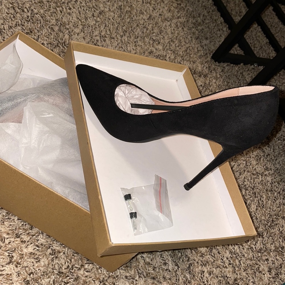 Women’s Black Suede Heels